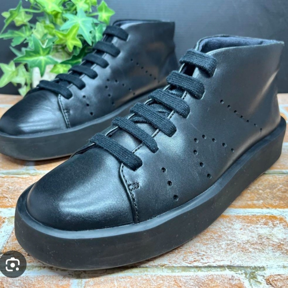 Camper Courb Black Leather Ankle Boots For Women